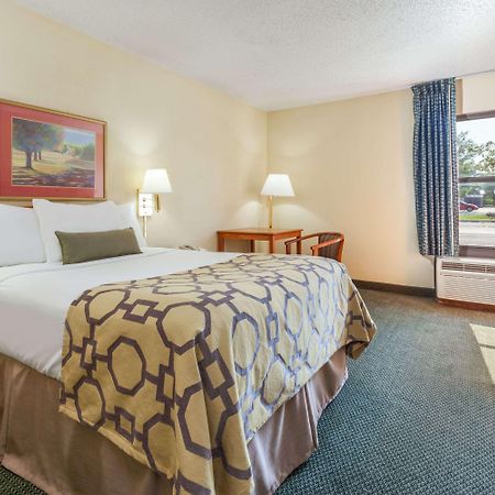 Baymont By Wyndham Amarillo East Hotel Exterior photo