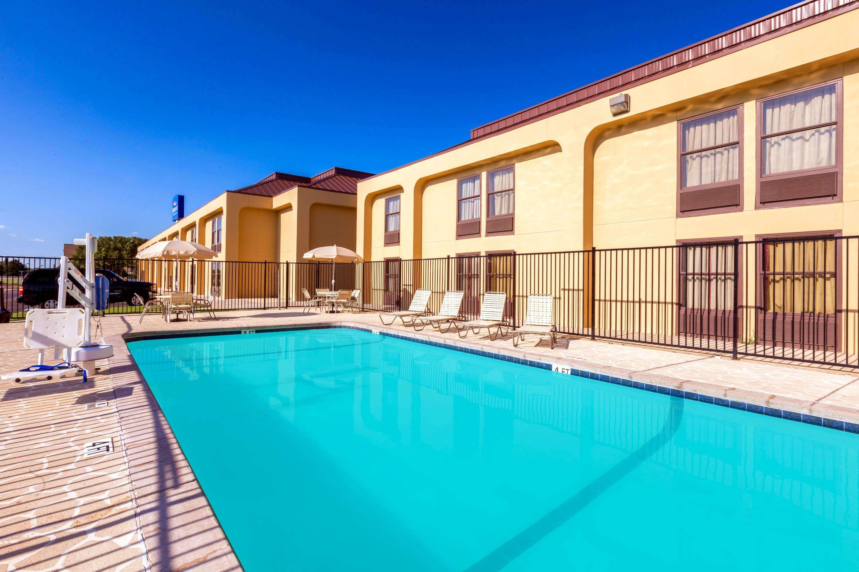 Baymont By Wyndham Amarillo East Hotel Exterior photo