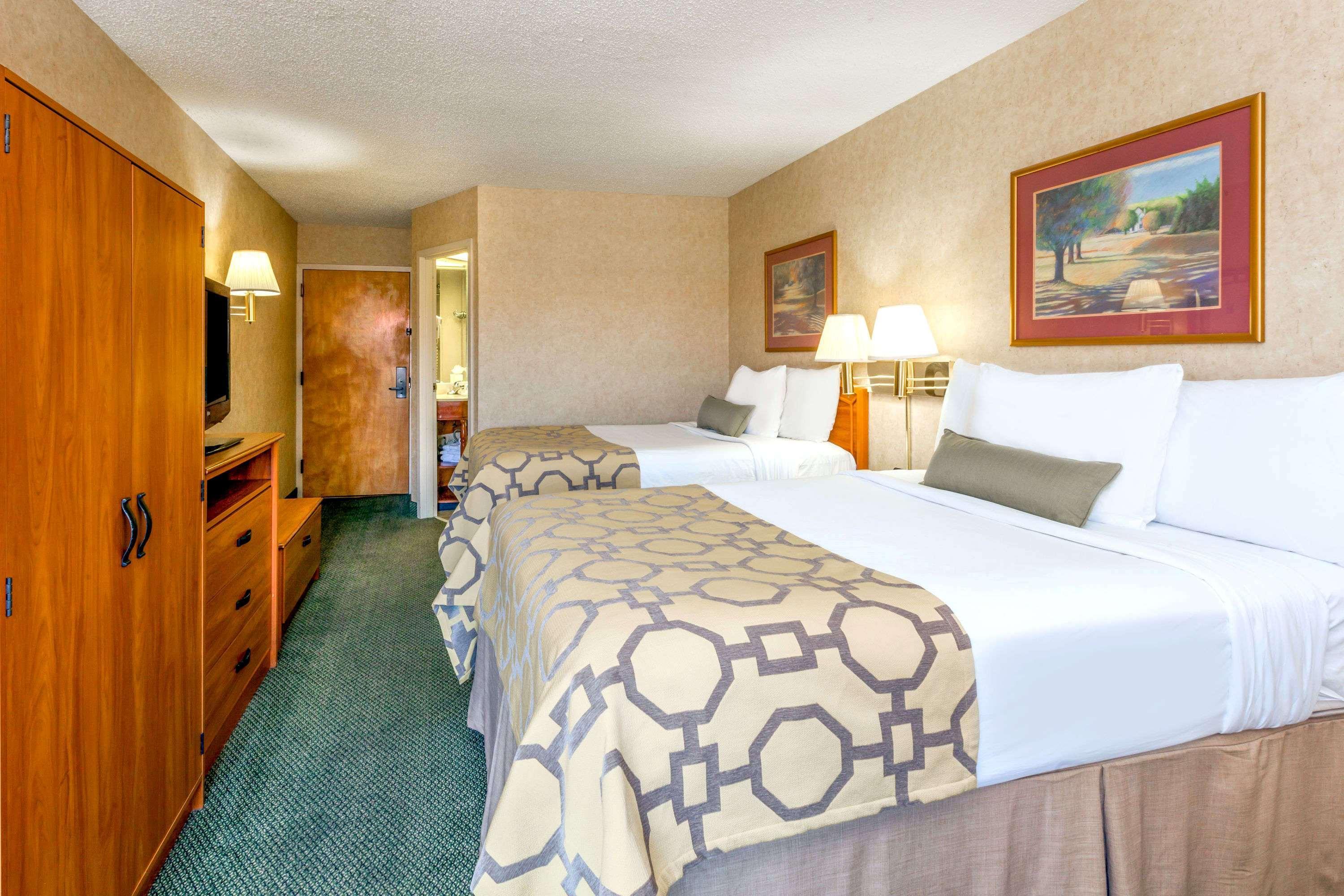 Baymont By Wyndham Amarillo East Hotel Exterior photo